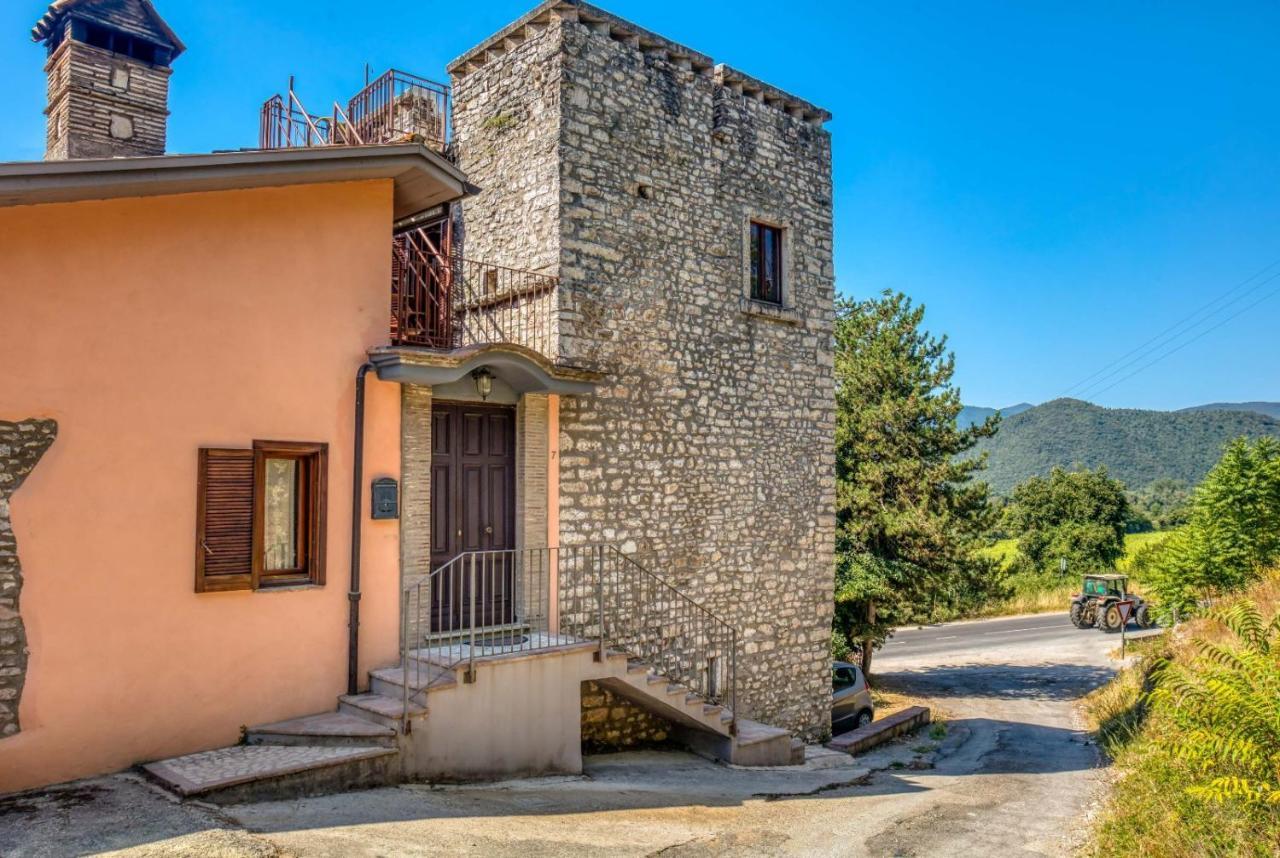 La Torre Di Piediluco Apartment Col Sant'Angelo Екстериор снимка